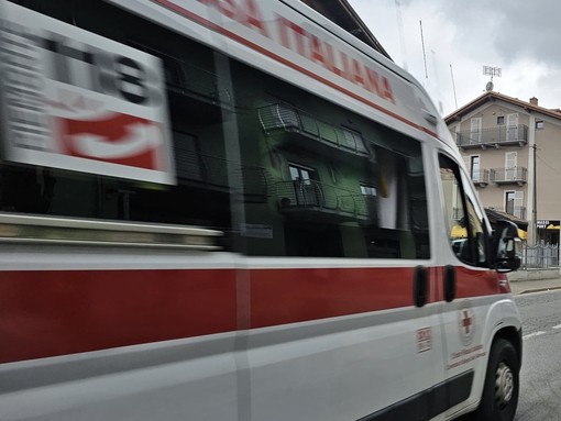 Tre auto coinvolte in uno scontro lungo la Statale 28 in località Ponti di Nava a Ormea Tre auto coinvolte in uno scontro lungo la Statale 28 in località Ponti di Nava a Ormea