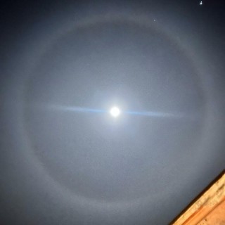 Alone lunare, spettacolo nella notte ieri a Cuneo