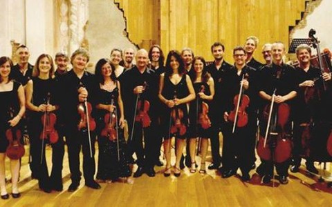 La Granda sulla scia del Natale tra presepi, mercatini e concerti in chiesa nel week end