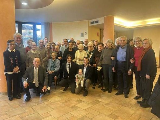 Serralunga, il pranzo degli anziani tra comunità e attenzione alla sicurezza