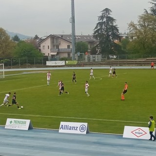 Calcio Serie D: l'Alba cade in casa, Gueye firma la vittoria del Derthona