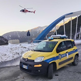 Tunnel di Tenda chiuso per disgaggio valanghe sul versante francese