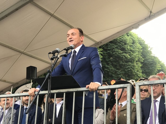 Cirio: "Il servizio militare per i nostri giovani farebbe un grande bene. I valori non sono quelli dei social" [VIDEO]