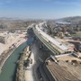 L'immagine del varo dell'ultimo ponte lo scorso novembre in vista del completamento dell'autostrada Asti-Cuneo e sua apertura integrale