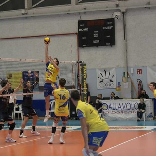 VOLLEY A3 M / Savigliano, muscoli e cuore, ma non basta: la vittoria al tie break è di Acqui