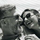 L'amore non è un gioco di swipe: perché scegliere l’agenzia per single Anna &amp; Anna è la svolta che stavi aspettando