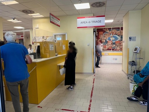 Minacciò di morte un infermiere del Pronto Soccorso:  condanna a Cuneo per le violenze in corsia