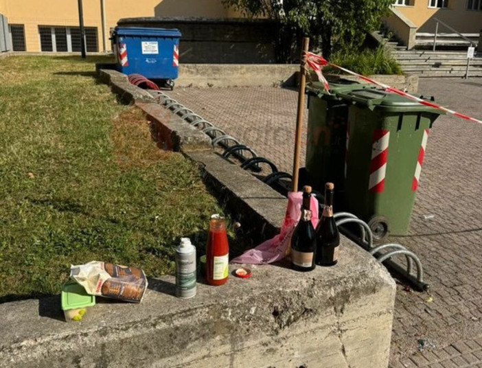 Davanti all'Itis di Cuneo