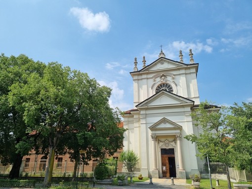 La chiesa del monastero delle Clarisse a Bra La chiesa del monastero delle Clarisse a Bra