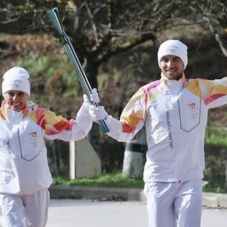 Stefania Belmondo e Armin Zoeggeler. Ph pagina facebook Milano-Cortina 2026 Stefania Belmondo e Armin Zoeggeler. Ph pagina facebook Milano-Cortina 2026