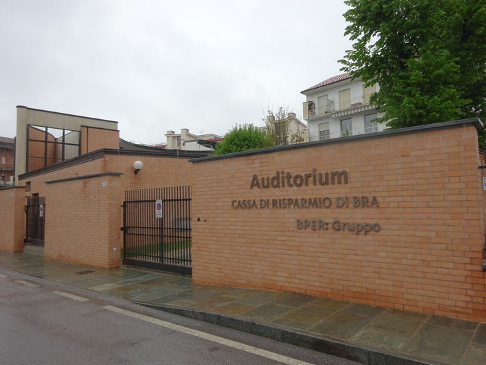 Alla Scuola di Pace di Bra l'incontro “Migranti e richiedenti asilo: quali sono le emergenze?” Alla Scuola di Pace di Bra l'incontro “Migranti e richiedenti asilo: quali sono le emergenze?”