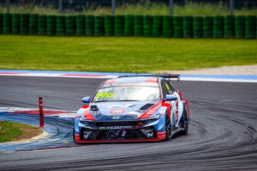 MOTORI / BRC Hyundai N Squadra Corse a Valencia per difendere la leadership del TCR World Tour 2026 MOTORI / BRC Hyundai N Squadra Corse a Valencia per difendere la leadership del TCR World Tour 2026