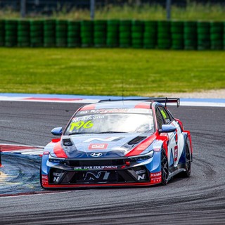 MOTORI / BRC Hyundai N Squadra Corse a Valencia per difendere la leadership del TCR World Tour 2026