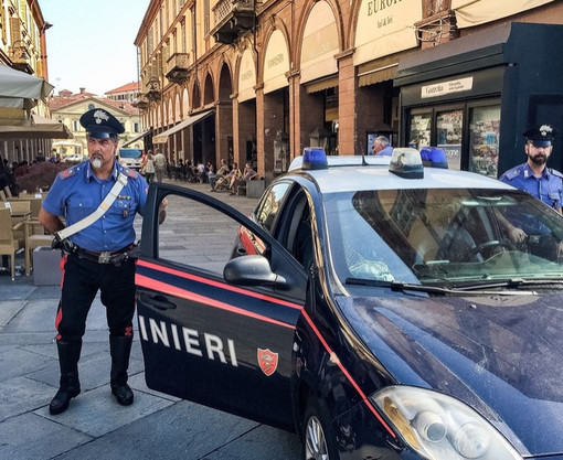 Carabinieri a Saluzzo (archivio) Carabinieri a Saluzzo (archivio)