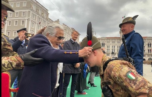 Tra i 140 nuovi alpini 19 piemontesi di cui tre cuneesi. Ieri a Trieste la consegna del cappello alpino [FOTO E VIDEO]