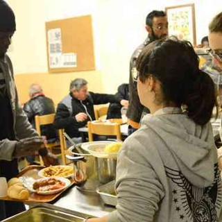 Alba, la Caritas interroga la città sui senza dimora: “Dove andranno queste persone?”