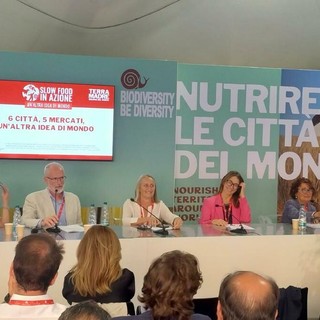 La Città di Alba protagonista a Terra Madre con il Mercato della Terra La Città di Alba protagonista a Terra Madre con il Mercato della Terra