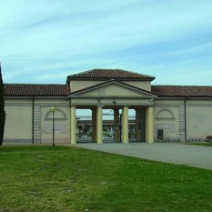 Lo zainetto era stato smarrito nei pressi del cimitero di Alba Lo zainetto era stato smarrito nei pressi del cimitero di Alba