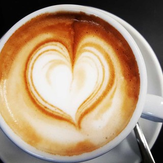 Oggi, 8 novembre, è il Cappuccino day: il buongiorno è servito