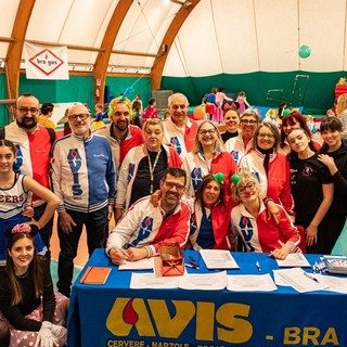 In foto il Carnevale 2.0 di Bra con Salesiani, Asd New Twirling, Avis e Aido