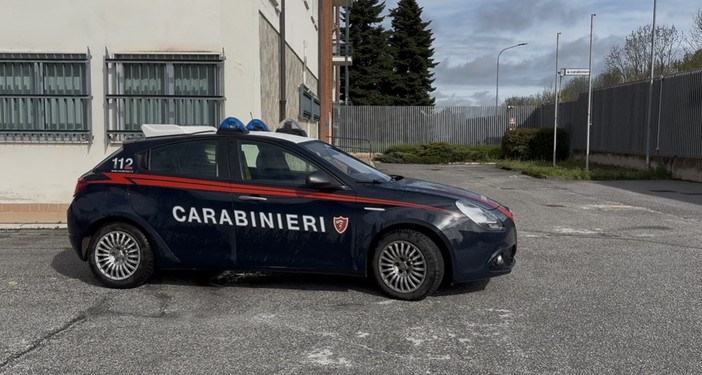 Si fingono Carabinieri e si fanno consegnare oro e denaro: arrestati due malfattori a Mondovì