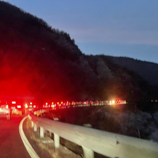 Lunghe code sul Nava e in autostrada per il solito traffico da rientro del primo gennaio