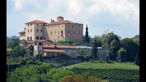 Tra i castelli aperti anche quello di Manta