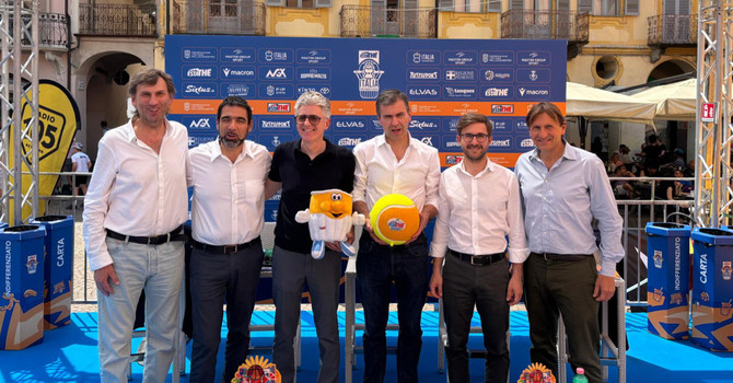 Street basket ad Alba con Estathé 3x3