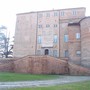 Il castello di Carrù, sede di Banca Alpi Marittime Il castello di Carrù, sede di Banca Alpi Marittime