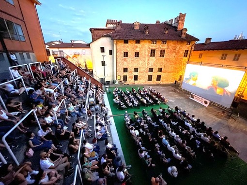 Cinema all’aperto a Bra: l’11 agosto si proietta “Il ritratto del Duca”