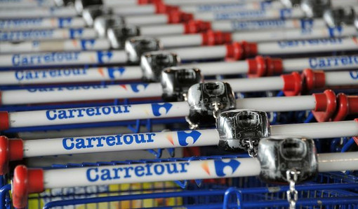 Carrefour apre la procedura di licenziamento per centinaia di lavoratori. Non coinvolti i dipendenti cuneesi