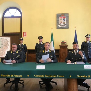 Frode fiscale, messa a segno la più importante operazione della GDF di Cuneo: &quot;9 arresti e sequestro di beni per 21 milioni di euro&quot;