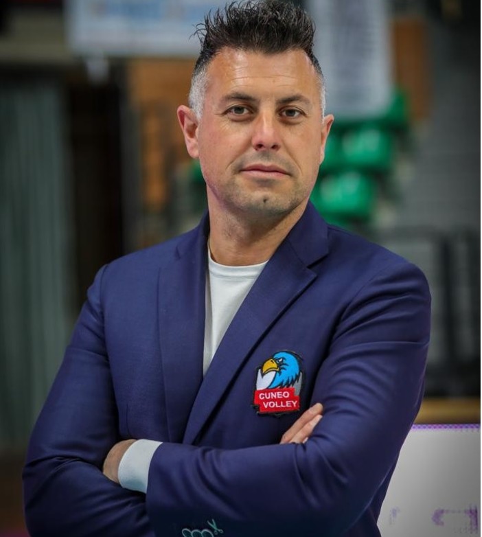 Il direttore generale di Cuneo Volley Davide Bima ospite dell'ultima punta di Time Out SuperLega