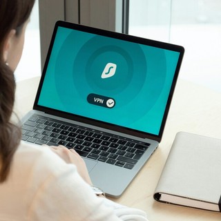 Navigare sicuri: consigli pratici per proteggere la propria privacy online