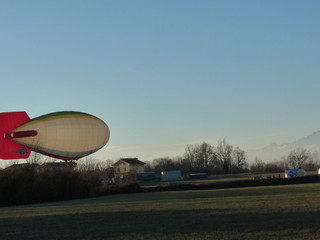 Il dirigibile ad aria calda del pilota Daniel Wade nelle foto di Giovanni Boglione