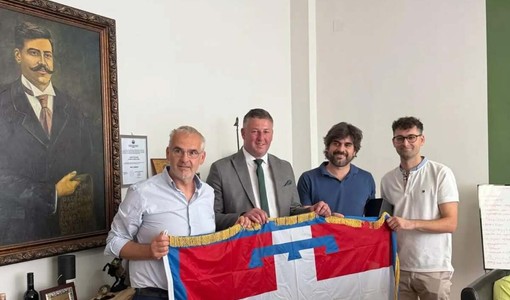 "Le Langhe a 2000 chilometri di distanza": una delegazione in missione in Macedonia del Nord verso un gemellaggio "Le Langhe a 2000 chilometri di distanza": una delegazione in missione in Macedonia del Nord verso un gemellaggio