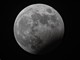 Un buongiorno con l'eclissi: i cuneesi si sono svegliati con lo spettacolo della super luna