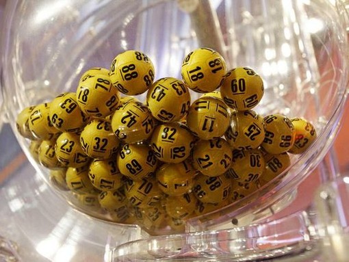 La fortuna bacia Alba, vinti 15mila euro al Lotto La fortuna bacia Alba, vinti 15mila euro al Lotto