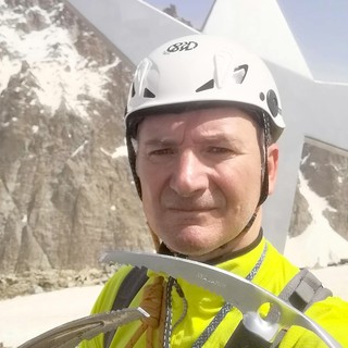 Domani i funerali di Enrico Bolla, carabiniere morto in un tragico incidente sulla Rocca Castello