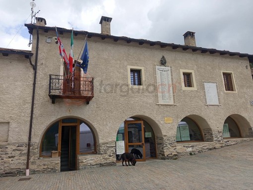 ELEZIONI COMUNALI / A Elva il nuovo sindaco è Claudio Arneodo, eletto con 39 preferenze ELEZIONI COMUNALI / A Elva il nuovo sindaco è Claudio Arneodo, eletto con 39 preferenze