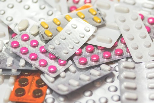 Farmaci innovativi, in Piemonte investiti quasi 70 milioni di euro. Ora si punta a tagliare i tempi di consegna