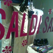 Ultimi giorni di saldi: caccia all'affare per essere sempre eleganti Ultimi giorni di saldi: caccia all'affare per essere sempre eleganti