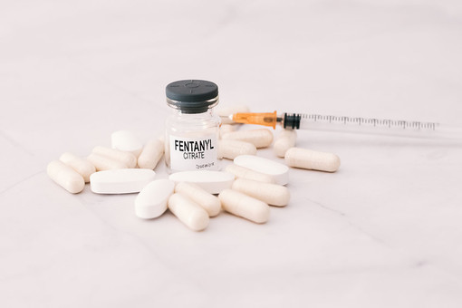 Fentanyl: verità e rischi, a Cuneo un incontro pubblico per capire una sostanza che non va banalizzata