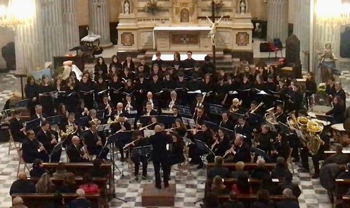 Dogliani, riaprono i corsi della Filarmonica "Il Risveglio": quest'anno arriva anche il canto Dogliani, riaprono i corsi della Filarmonica "Il Risveglio": quest'anno arriva anche il canto