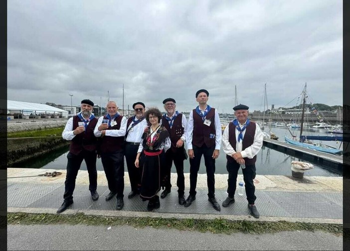 La violinista verdunese Monica Agosto vola in Argentina con Ij Danseur dël Pilon