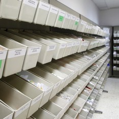 Pannoloni agli anziani, in tanti attendono le forniture. Valle (Pd): "Dopo gli annunci Riboldi, continuano i disservizi" Pannoloni agli anziani, in tanti attendono le forniture. Valle (Pd): "Dopo gli annunci Riboldi, continuano i disservizi"