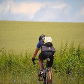 Pasquetta in sella tra le colline di Bra: torna la Pedalata Gourmet, dodici chilometri di paesaggi e sapori piemontesi Pasquetta in sella tra le colline di Bra: torna la Pedalata Gourmet, dodici chilometri di paesaggi e sapori piemontesi