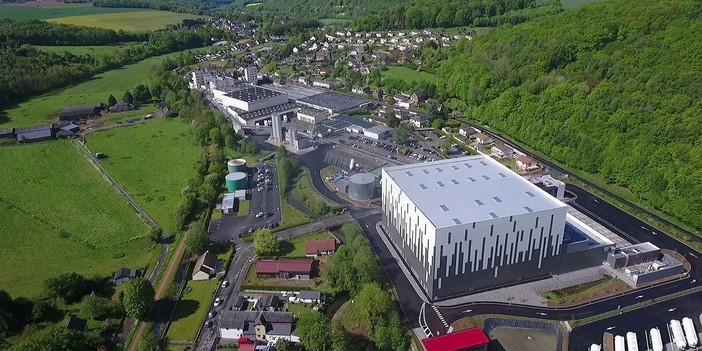 Una veduta aerea dello stabilimento Ferrero di Villers-Écalles, in Normandia Una veduta aerea dello stabilimento Ferrero di Villers-Écalles, in Normandia