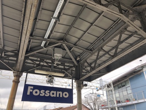 Lavori tra Torino e Fossano ad aprile e maggio: per venti giorni treni sostituiti dai bus