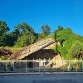 In foto la replica della grotta di Lourdes, a Bra In foto la replica della grotta di Lourdes, a Bra